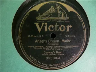 small_victor 35500 a.webp